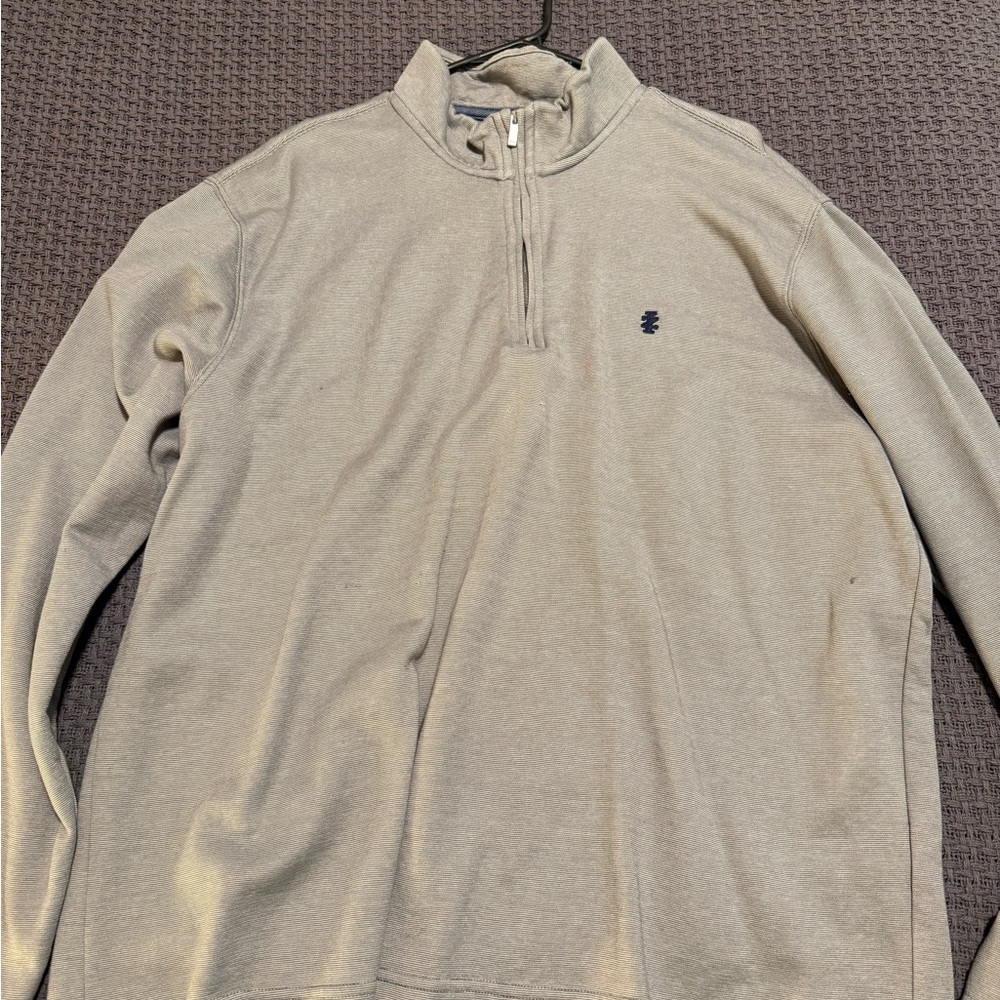 Izod Men's Light Gray Zip-Up Sweater